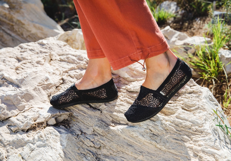 Toms Alpargata Moroccan Crochet Black